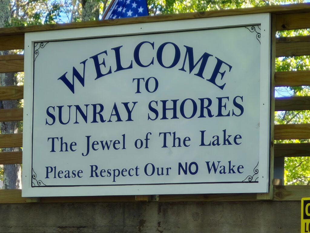Welcome - Sunray Shores, Jewel of the Lake